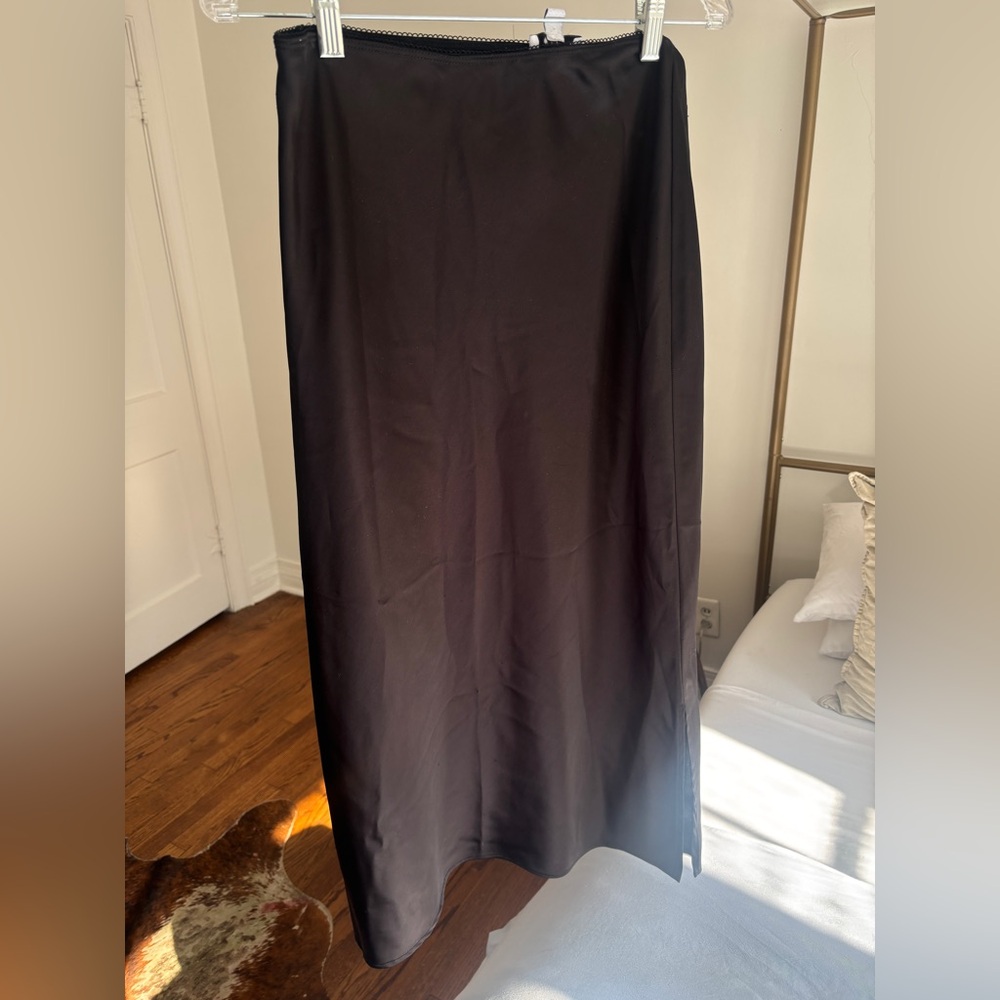 Topshop Classic Black satin Midi Skirt